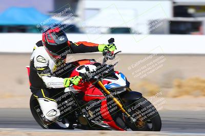 media/Jan-08-2022-SoCal Trackdays (Sat) [[1ec2777125]]/Turn 15 Inside (950am)/